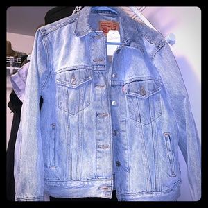 Levi’s denim jacket
